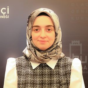 Ayşenur Yalınkılıç